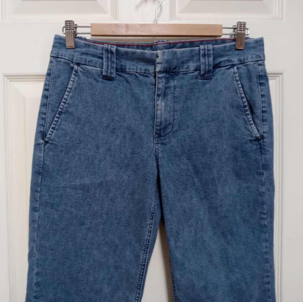 Tommy Hilfiger Med Lt Wash Blue Jeans (2003) Short